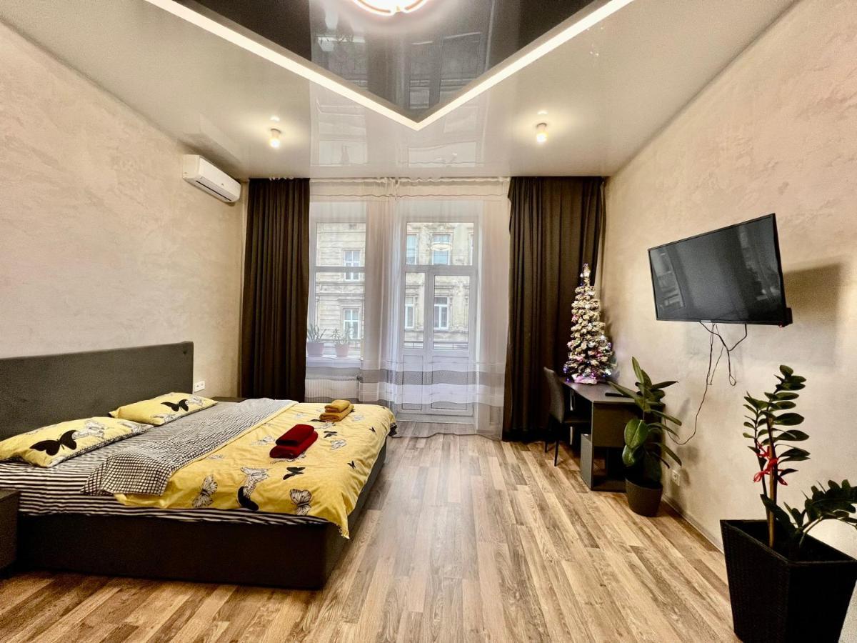 לבוב Kulisha 2Bedroom Apartment Near Opera House With Balcony מראה חיצוני תמונה